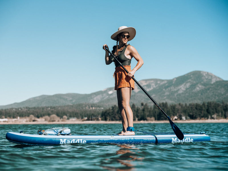 How to Hold a Paddle Board Paddle